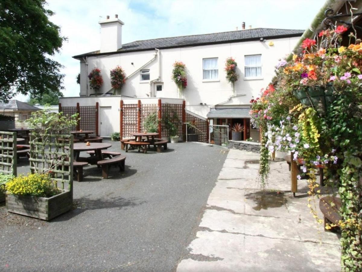 The Railway Inn Galmpton エクステリア 写真